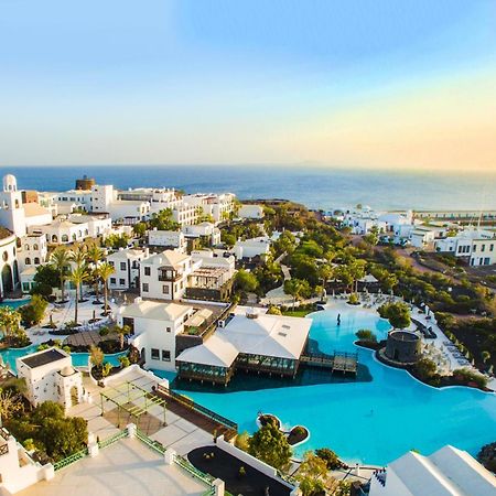 Hotel Livvo Volcan Lanzarote Плайя-Бланка Екстер'єр фото