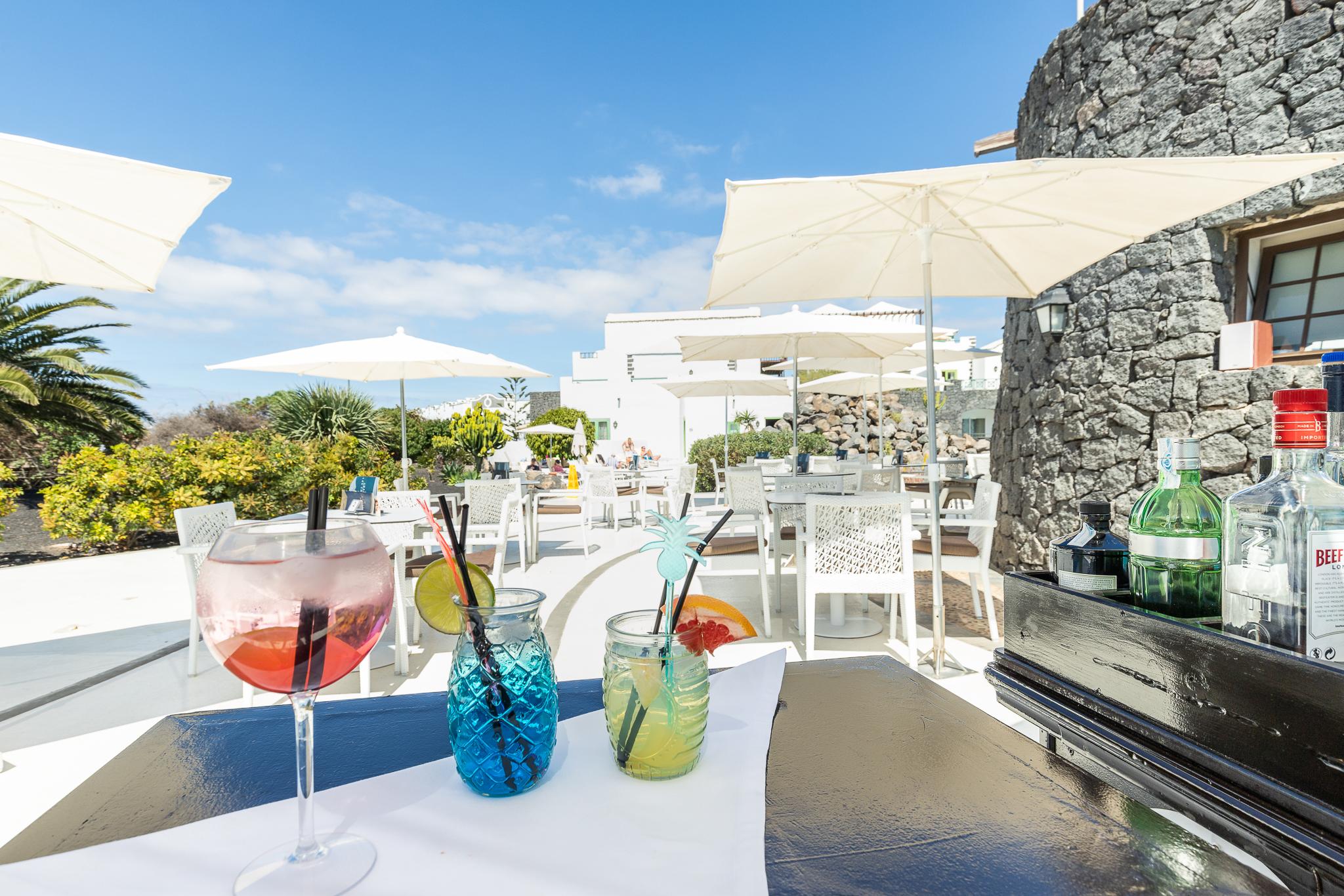 Hotel Livvo Volcan Lanzarote Плайя-Бланка Екстер'єр фото