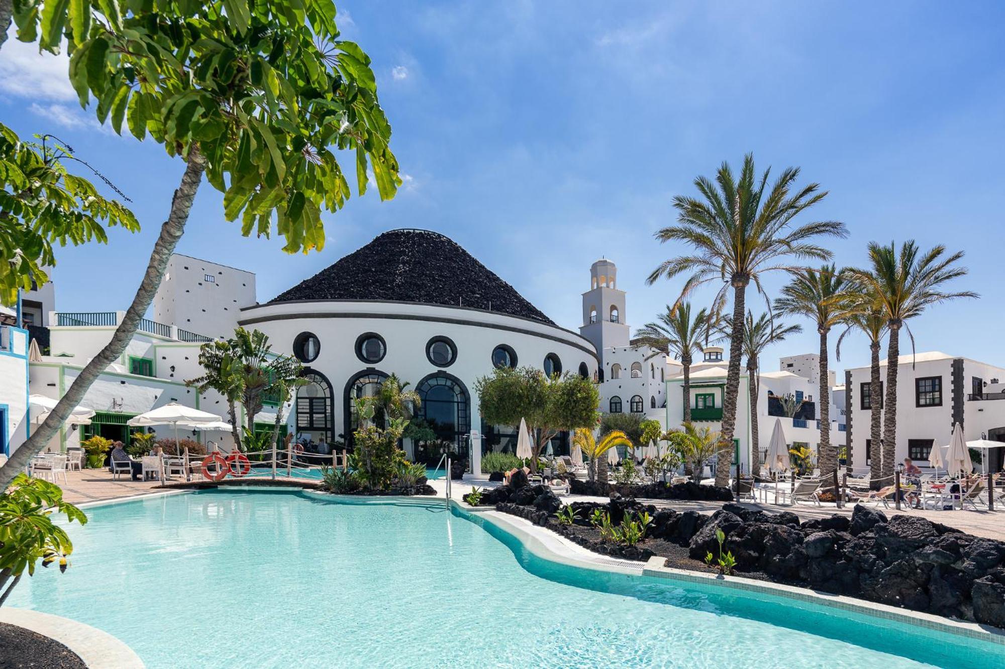 Hotel Livvo Volcan Lanzarote Плайя-Бланка Екстер'єр фото